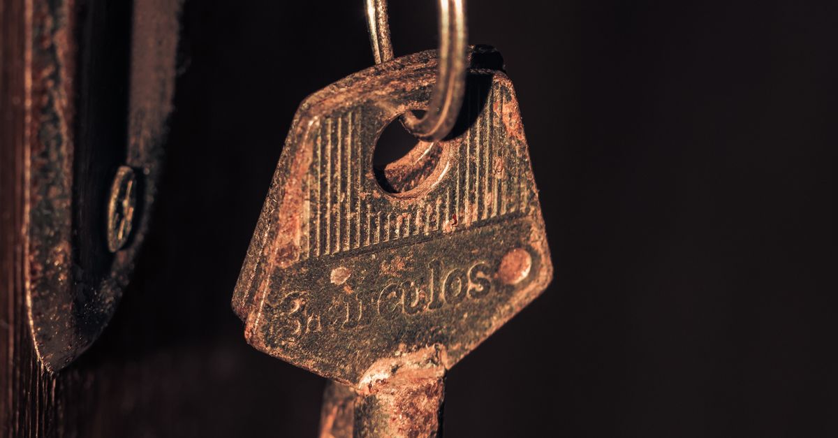 Using Smart Technology for Key Duplication in Homes